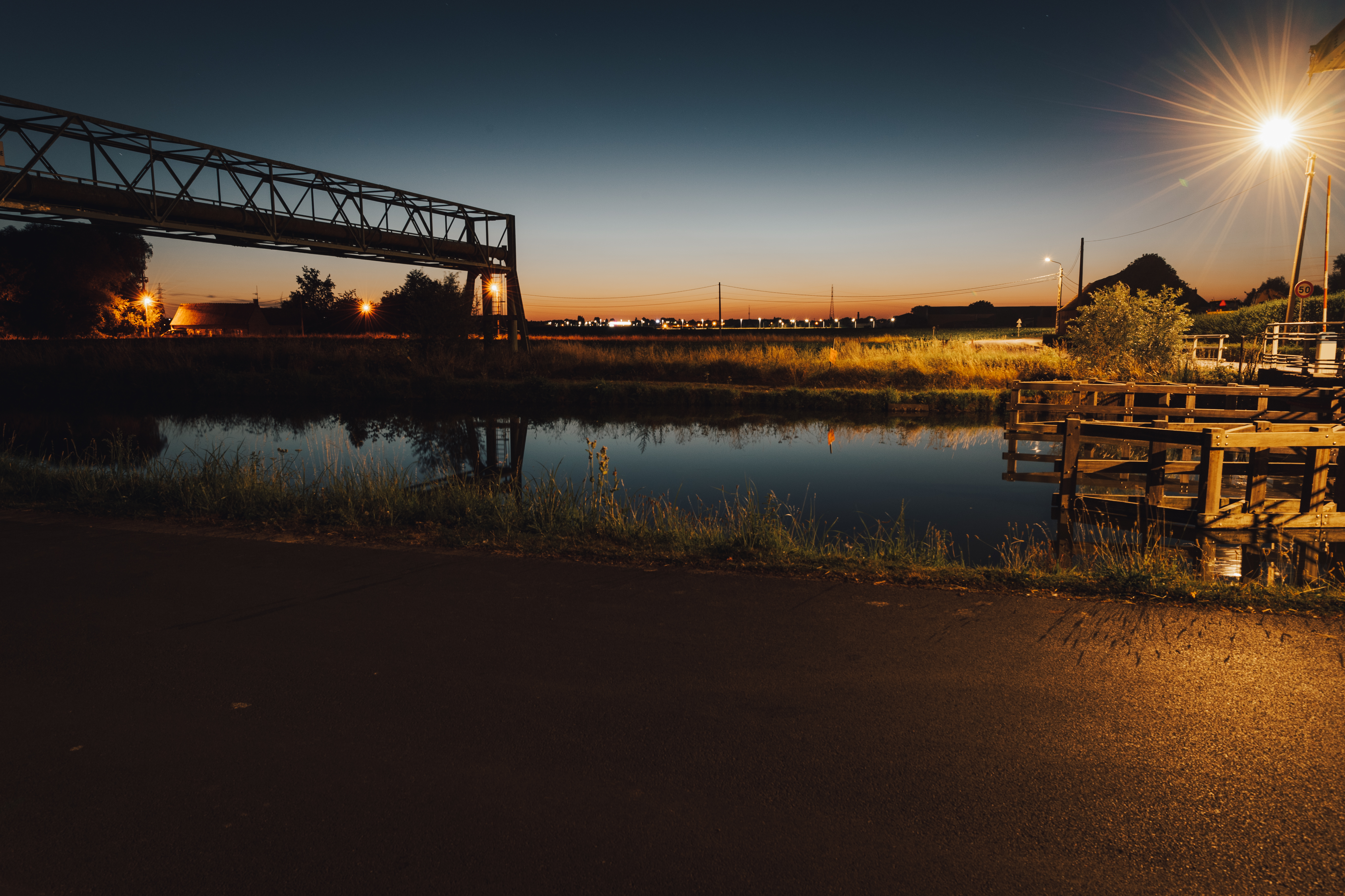 Free HTML5 Template by FREEHTML5.co